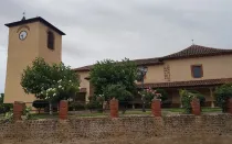 La Iglesia de Villaturiel antes del derrumbe de la torre