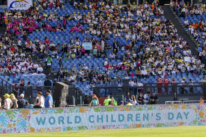 Polémica por travesti y una Papa mujer en la primera Jornada Mundial de los Niños 31052024