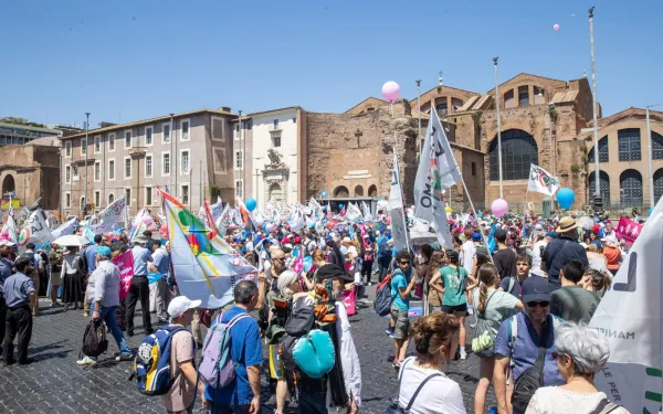 La marcha llega a la Basílica de Santa María de los Ángeles y de los Mártires en Roma. Crédito: Basílica de Santa María de los Ángeles y de los Mártires.