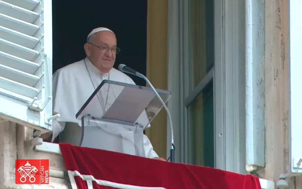 El Papa Francisco en el rezo del Ángelus dominical en la Plaza de San Pedro en el Vaticano este 9 de junio.?w=200&h=150