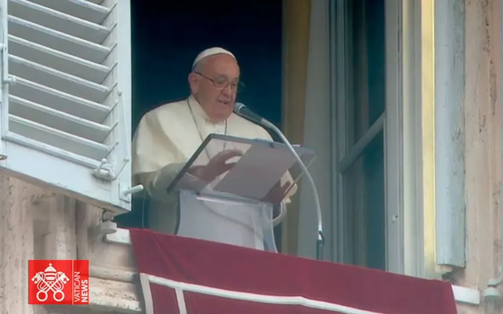 El Papa Francisco durante el rezo del Ángelus en Corpus Christi?w=200&h=150