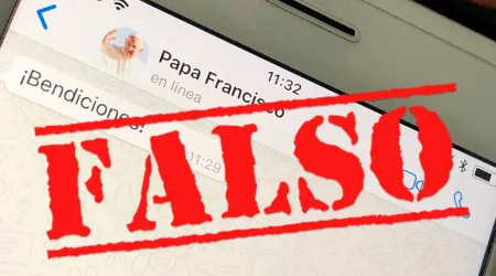 ¿Recibiste una bendición del Papa Francisco por WhatsApp? Esto es lo que debes saber