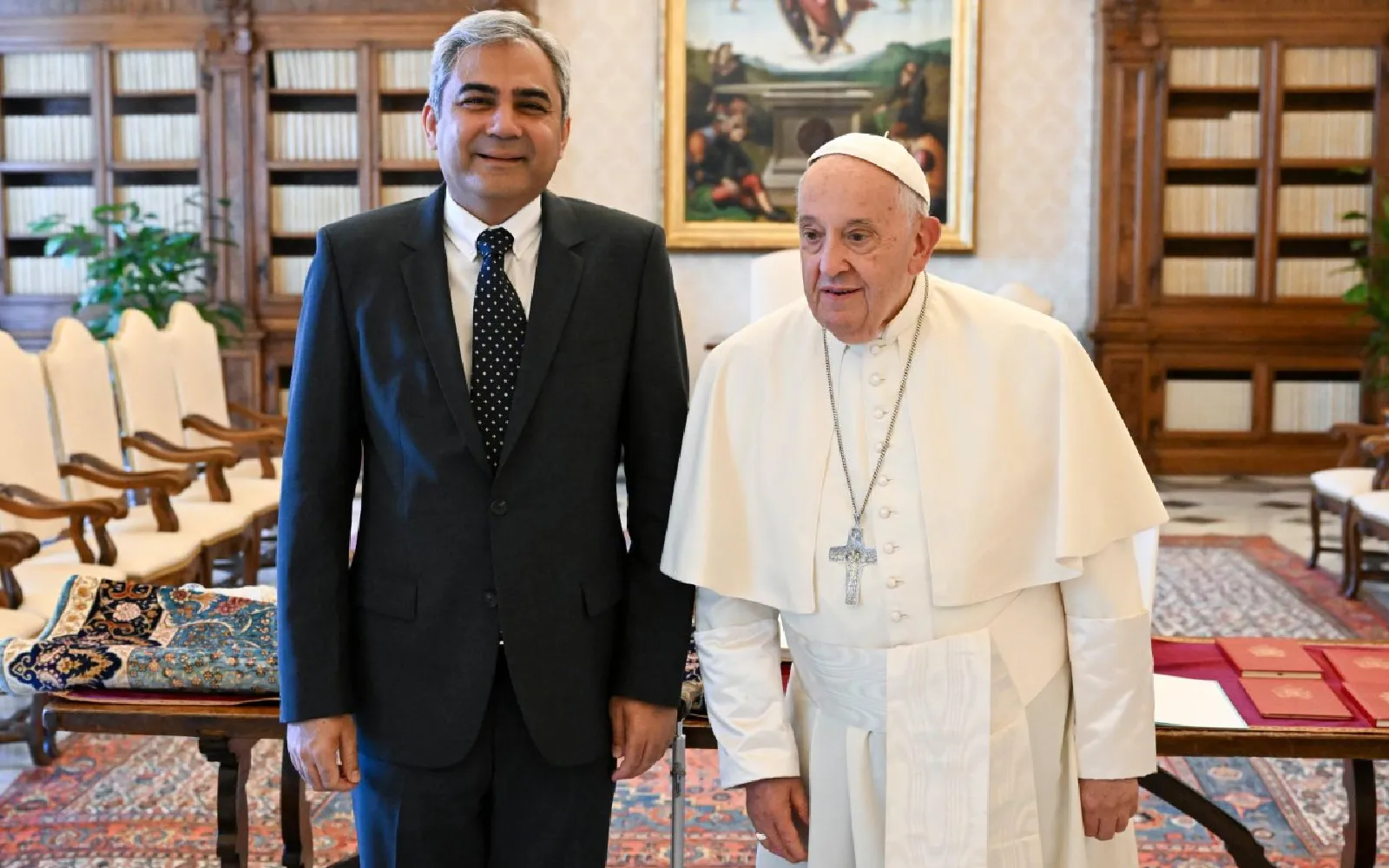 El Papa Francisco recibe en el Vaticano con Mohsin Naqvi, el ministro del Interior de Pakistán, el lunes 3 de junio de 2024.?w=200&h=150