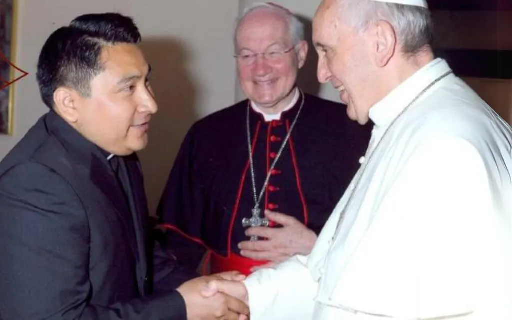 El P. Luis Alfonso Tut Tún con el Papa Francisco.?w=200&h=150