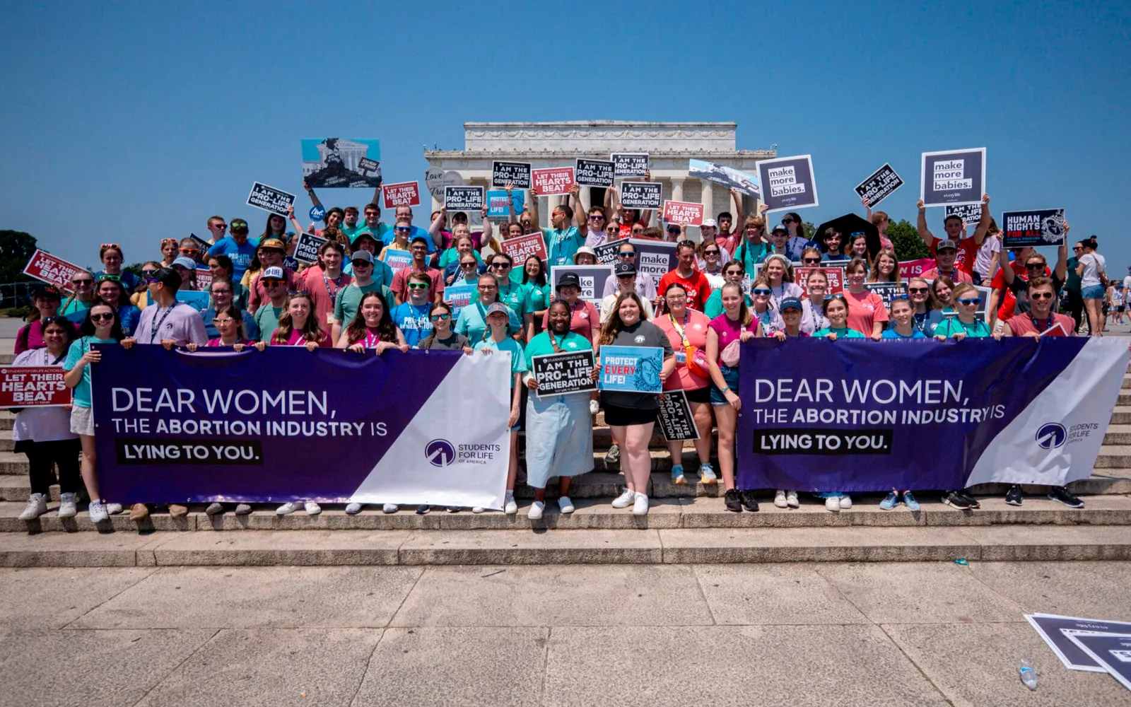 Manifestantes y activistas provida reunidos en Lincoln Memorial (Washington D.C., Estados Unidos) el 22 de junio de 2024.?w=200&h=150